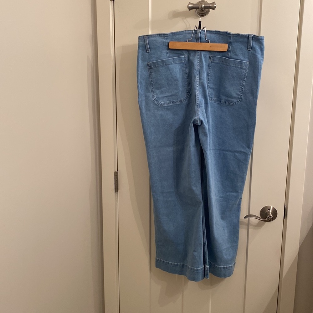 NWOT Size 2XL Button Fly Light Blue Women's Jeans! - Picture 3 of 8
